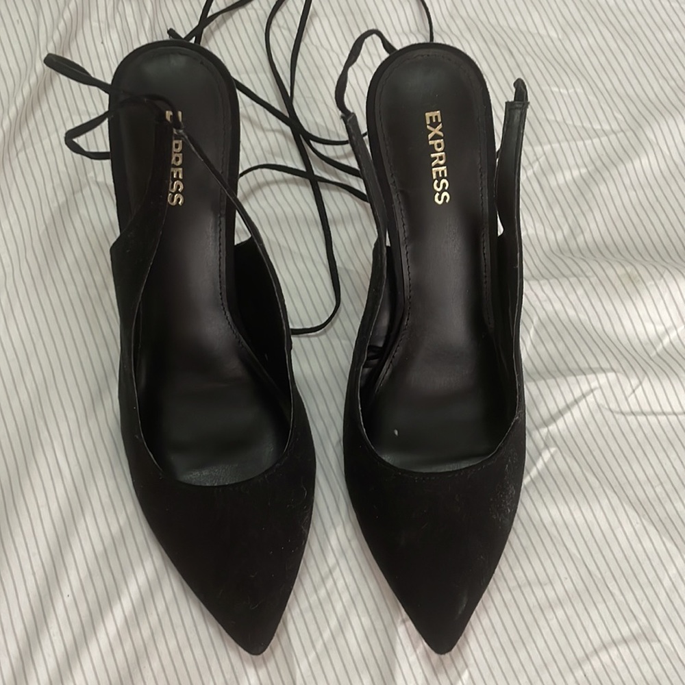 Express Heels - Picture 7 of 11